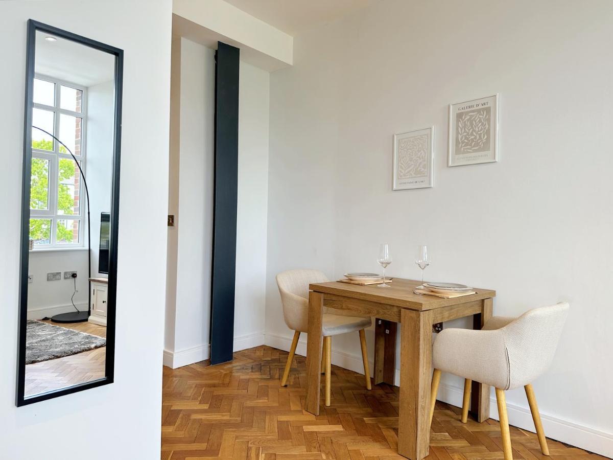 The Tailor'S Lounge - Central Flat Ripon & Parking Esterno foto